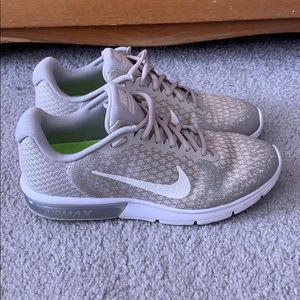 Nike Air Max Sequent 2 sneakers